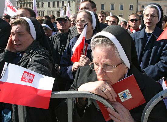 Funeral of Polish President Lech Kaczynski held in Krakow