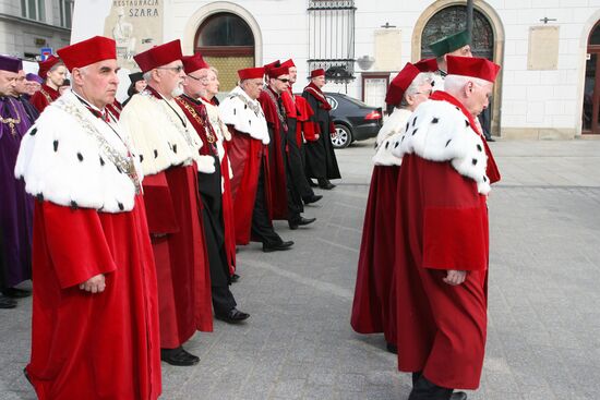 Funeral of Polish President held in Krakow