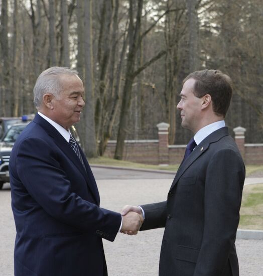 Dmitry Medvedev, Islam Karimov