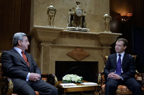 Dmitry Medvedev meets with Serzh Sargsyan