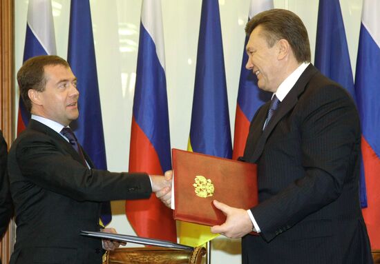 Dmitry Medvedev visits Ukraine