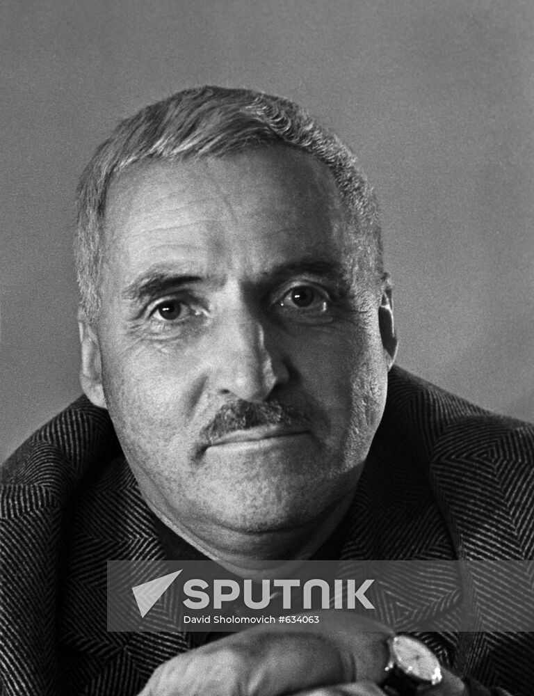 Author Konstantin Simonov