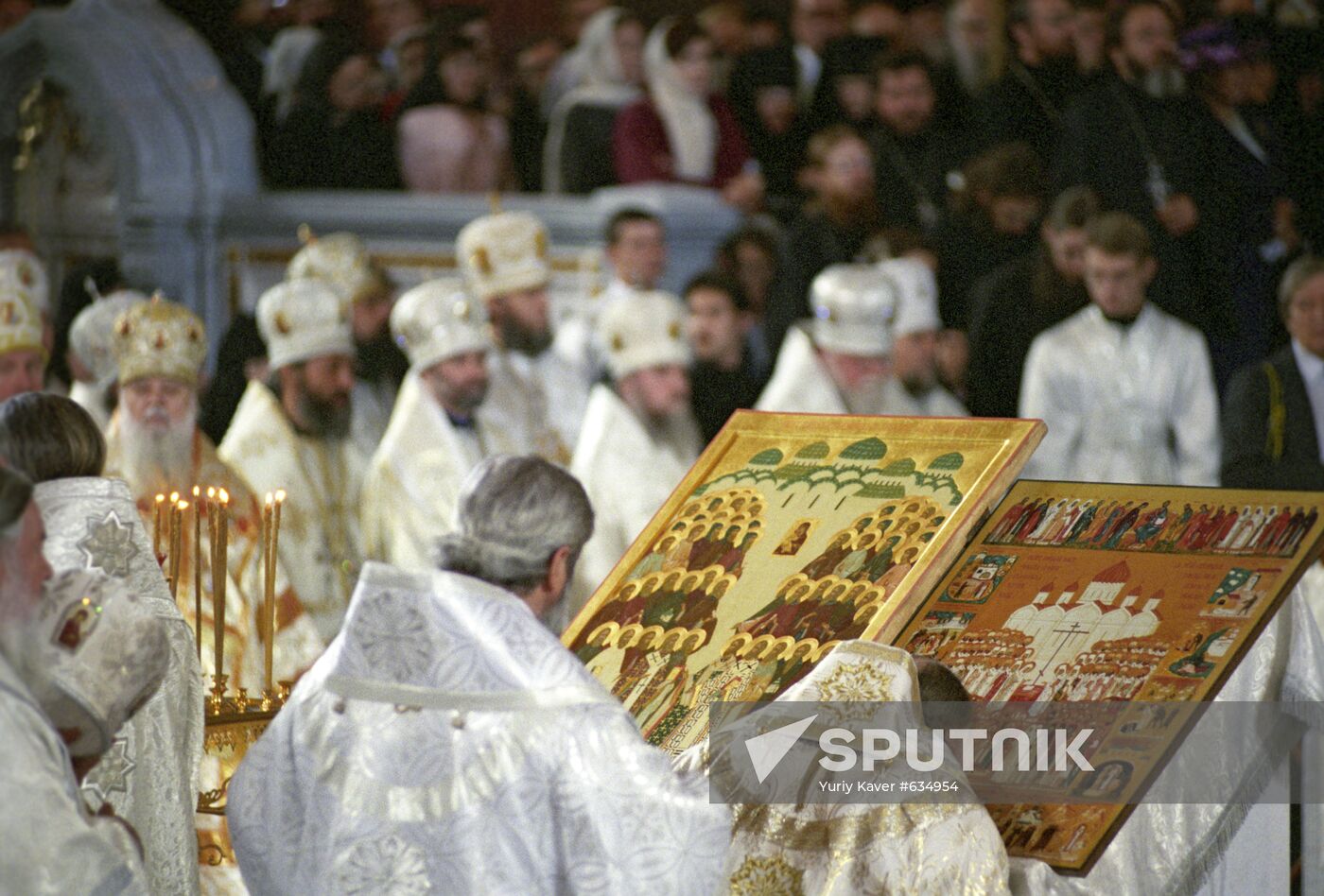 Canonization service for about 1000 great martyrs