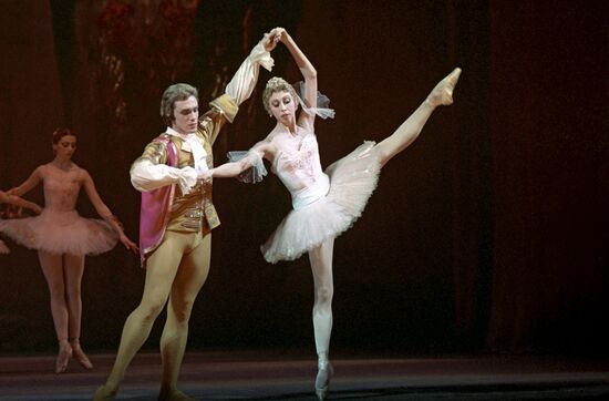 Nina Semizorova and Alexei Fadeyechev