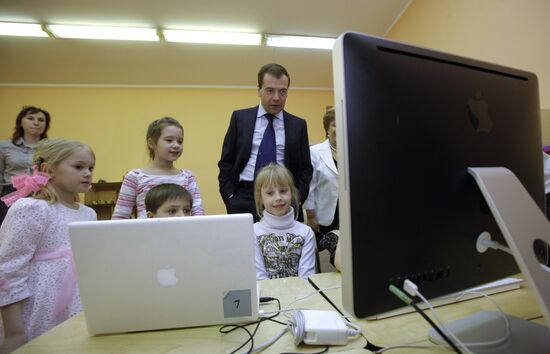 President Dmitry Medvedev visits Moscow school