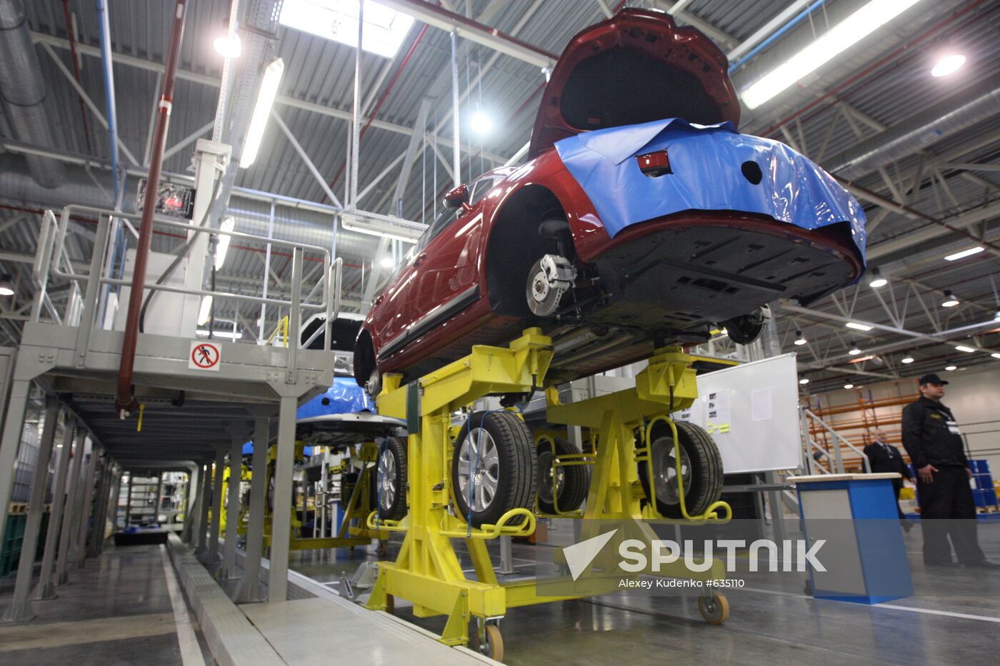 Peugeot plant opens in Kaluga Region