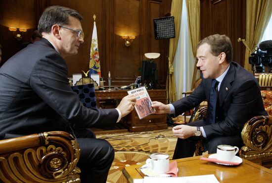 Dmitry Medvedev gives interview to Norway's Aftenposten