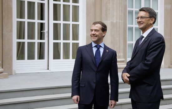 Dmitry Medvedev gives interview to Norway's Aftenposten