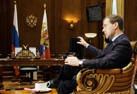 Dmitry Medvedev gives interview to Norway's Aftenposten