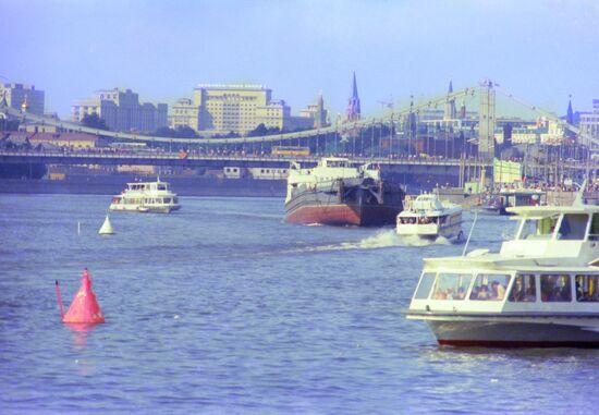 Krymsky Bridge