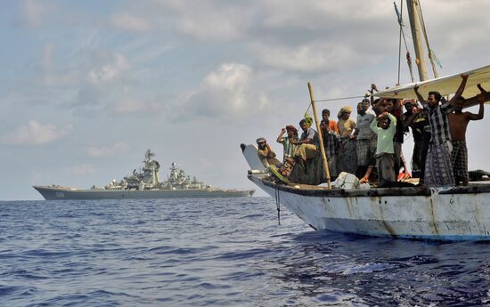 Vessel suspected of piracy spotted in Gulf of Aden