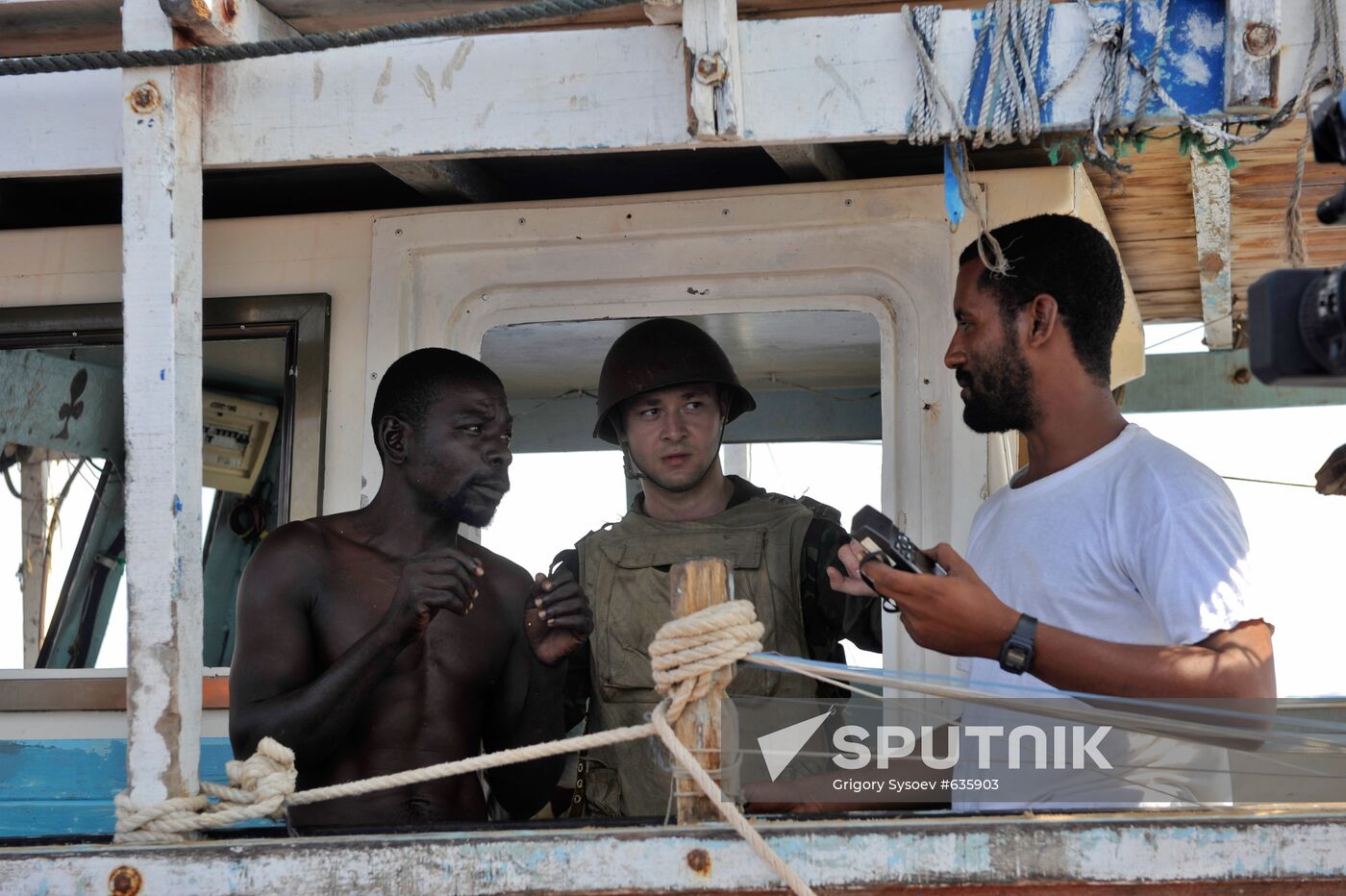 Vessel suspected of piracy inspected by naval forces