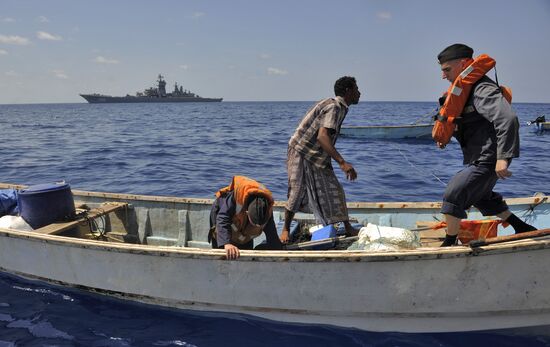 Vessel suspected of piracy inspected by naval forces