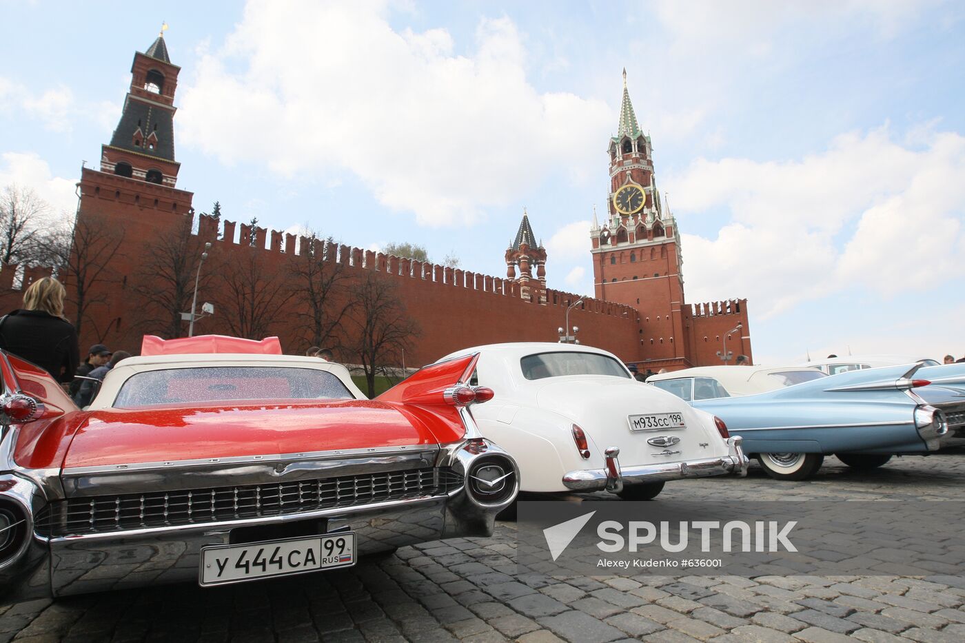 Retro cars on Vasilyevsky Descent