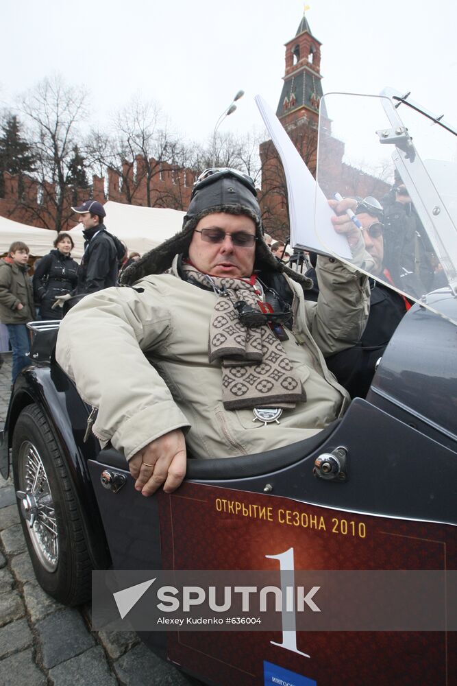 2010 Season opening rally participants