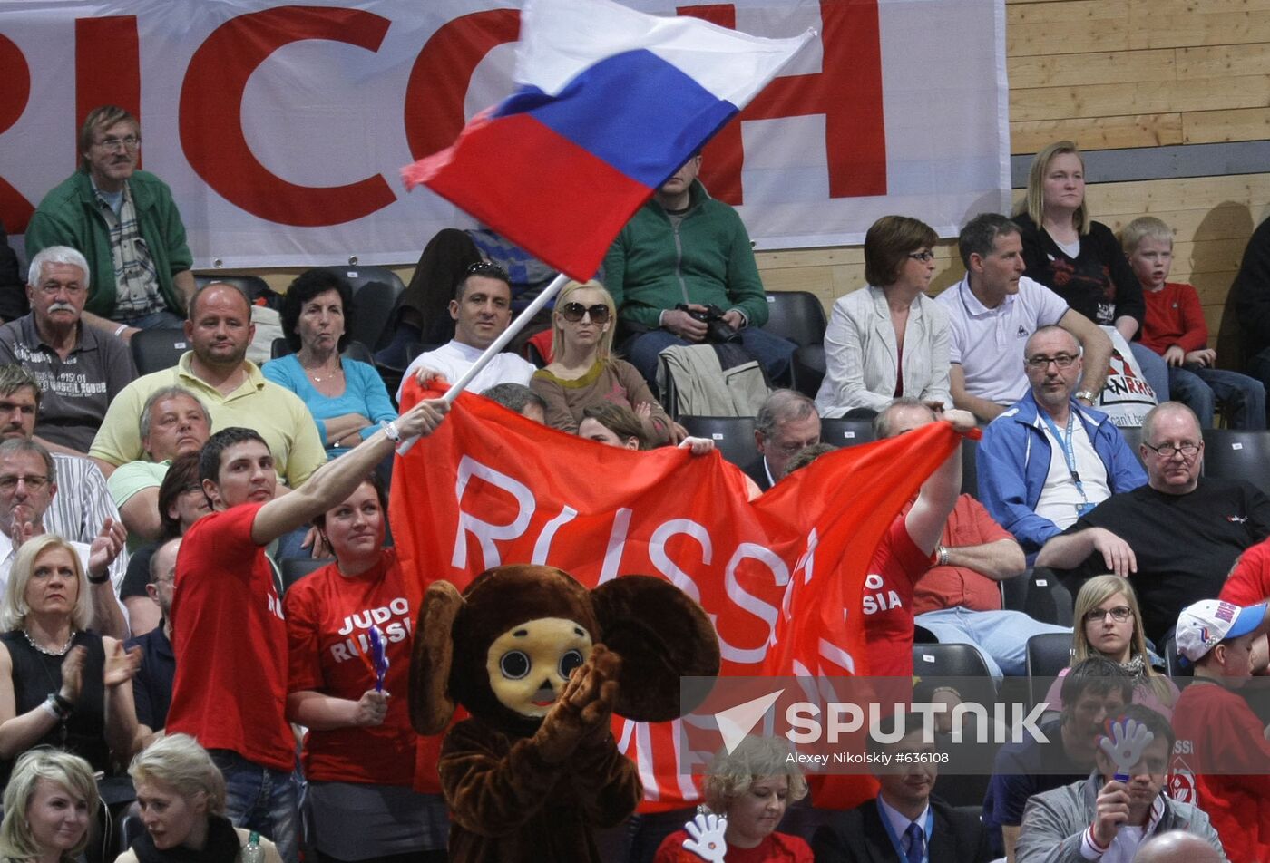 Russian fans at European Judo Championship in Vienna