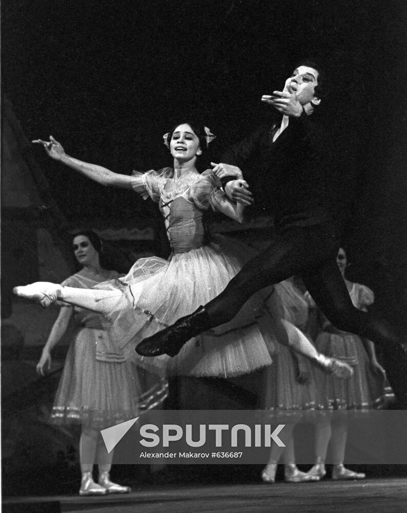 Ballerina Nadezhda Pavlova