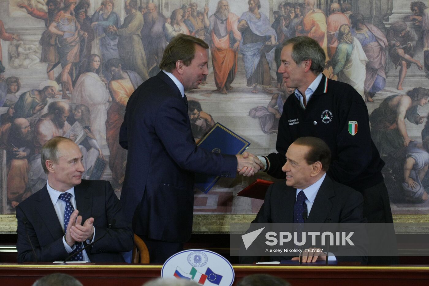 Signing Russian-Italian agreements