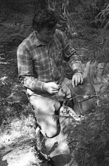 Junior research officer A. Bobretsov