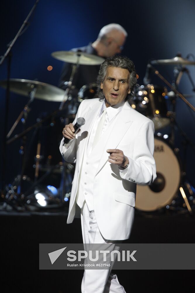 Toto Cutugno gives concert in Moscow