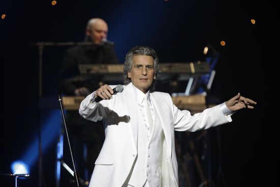 Toto Cutugno gives concert in Moscow