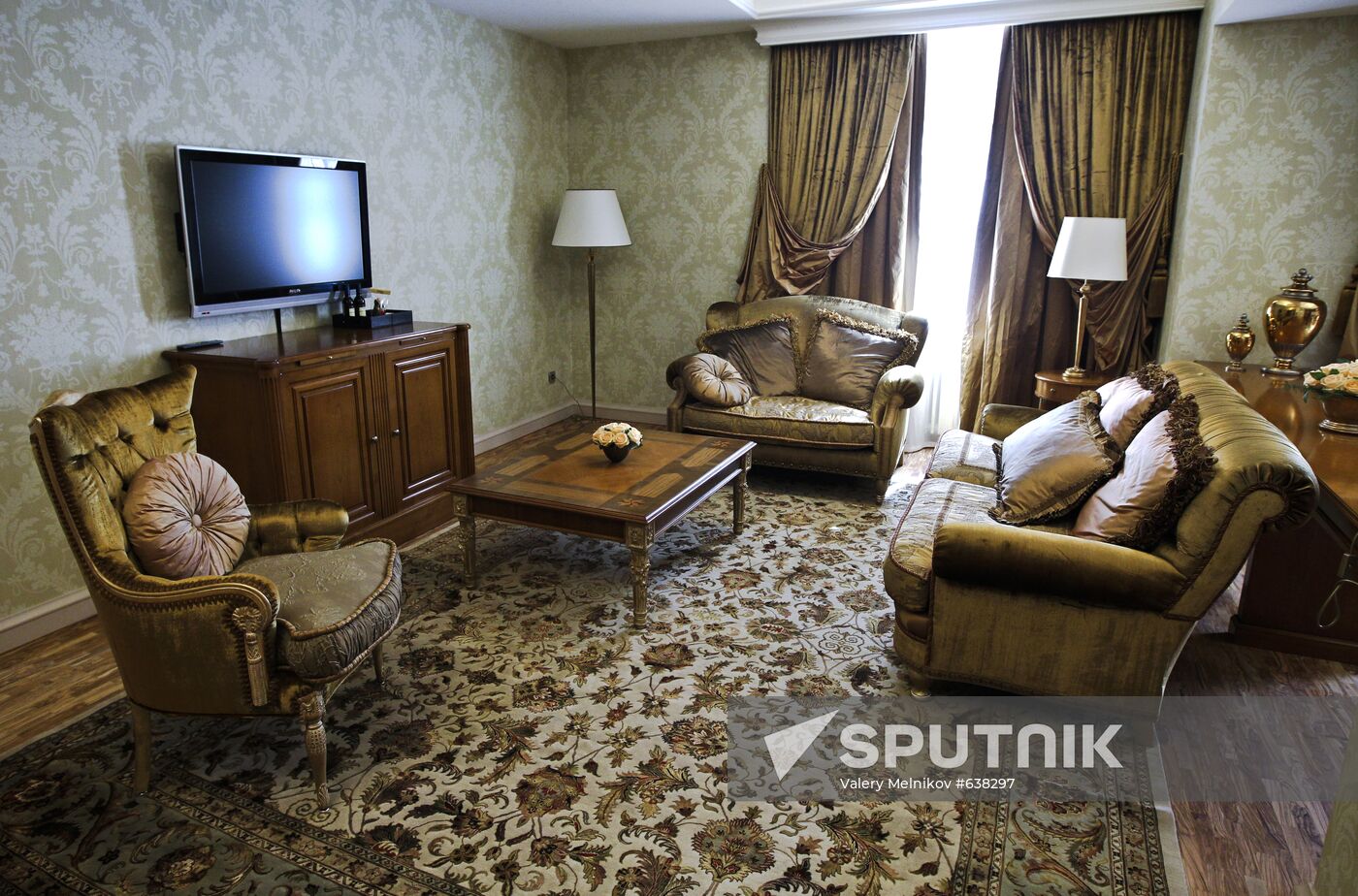 Tour of Radisson Royal Hotel, Moscow