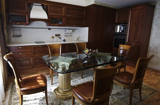 Tour of Radisson Royal Hotel, Moscow