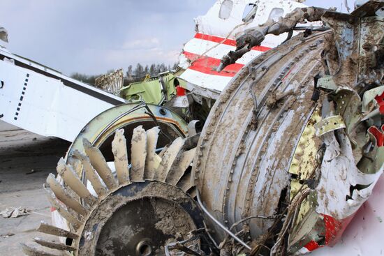 Lech Kaczyński's Tu-154 aircraft debris at Smolensk airfield