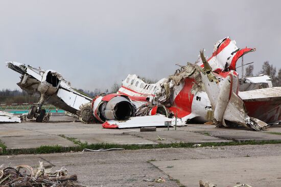 Lech Kaczyński's Tu-154 aircraft debris at Smolensk airfield