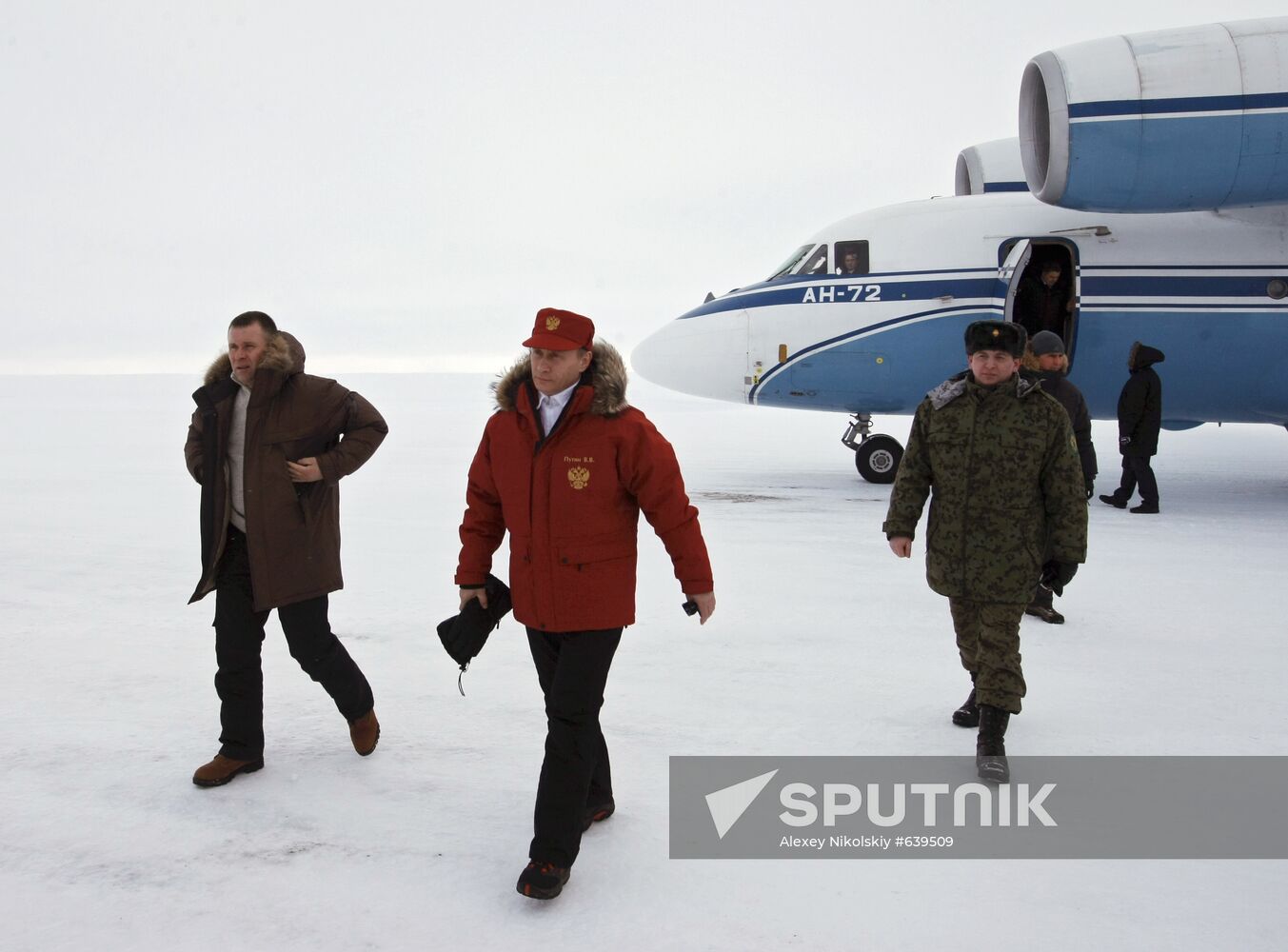 Vladimir Putin visits Franz Josef Archipelago