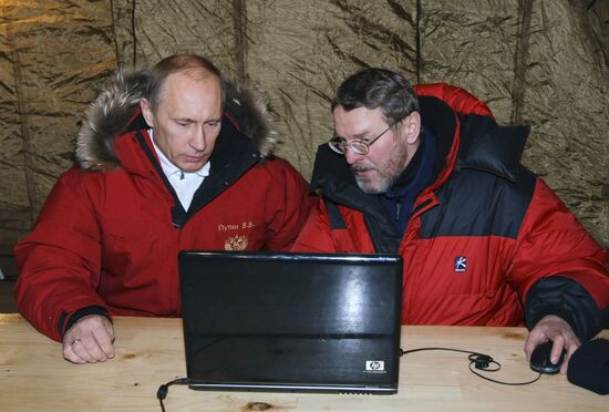 Vladimir Putin visits Franz Josef Archipelago