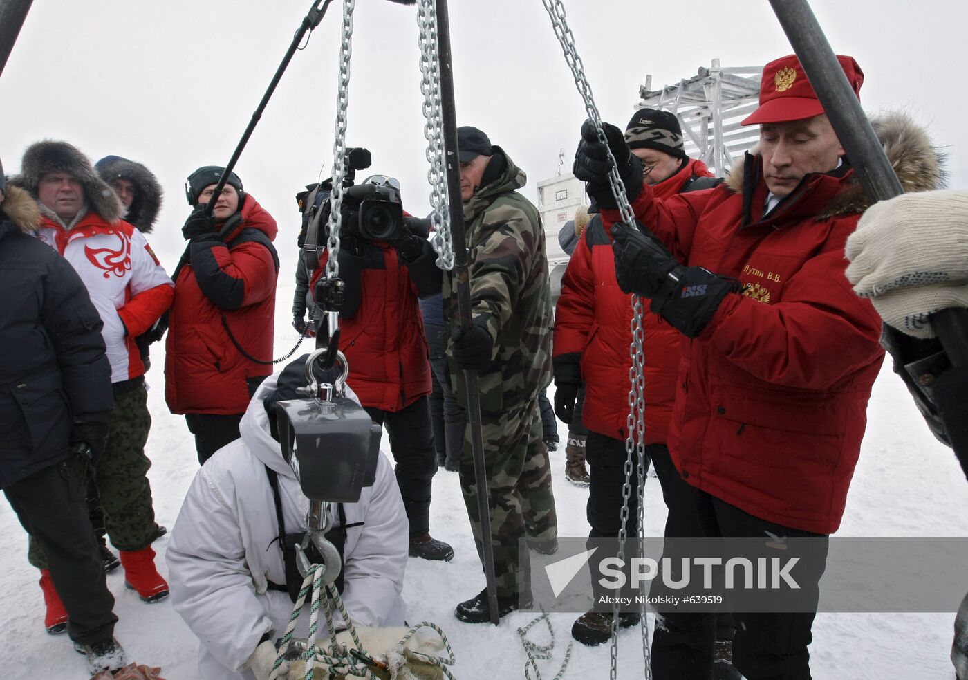 Vladimir Putin visits Franz Josef Archipelago
