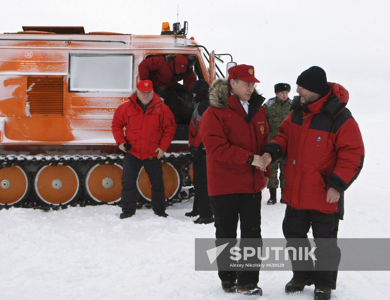 Vladimir Putin visits Franz Josef Archipelago