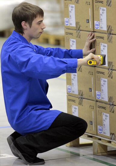 Manufacture of personal computers