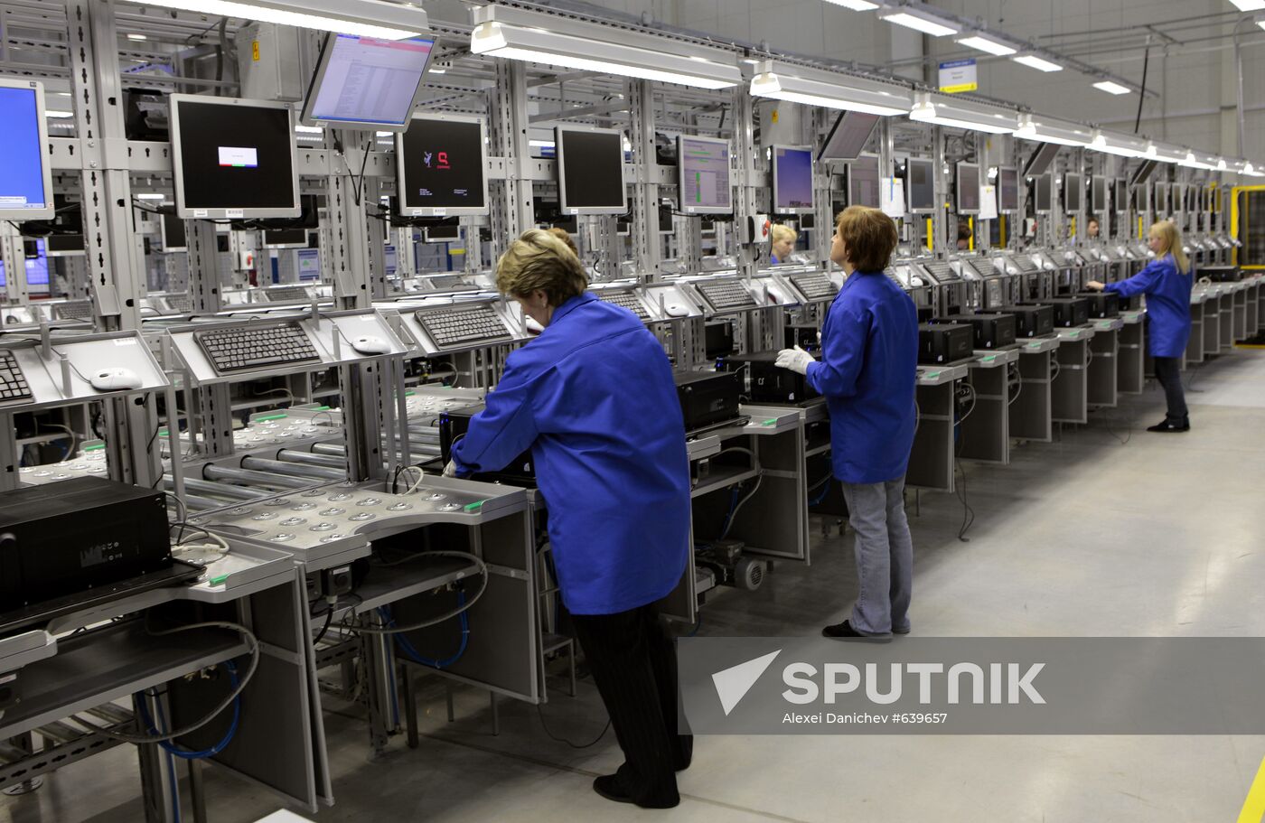 Manufacture of personal computers