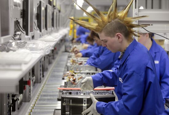 Manufacture of personal computers