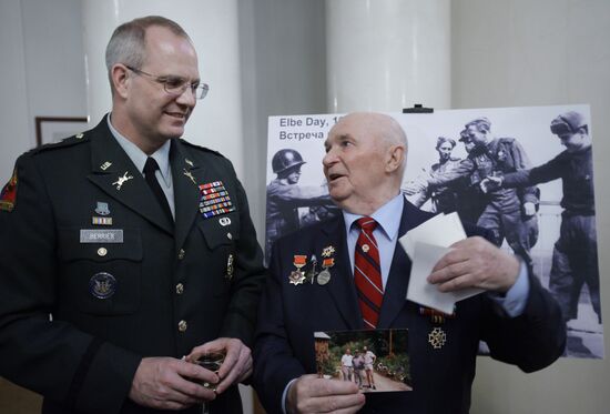 Reception dedicated to 65th anniversary of troops' meeting