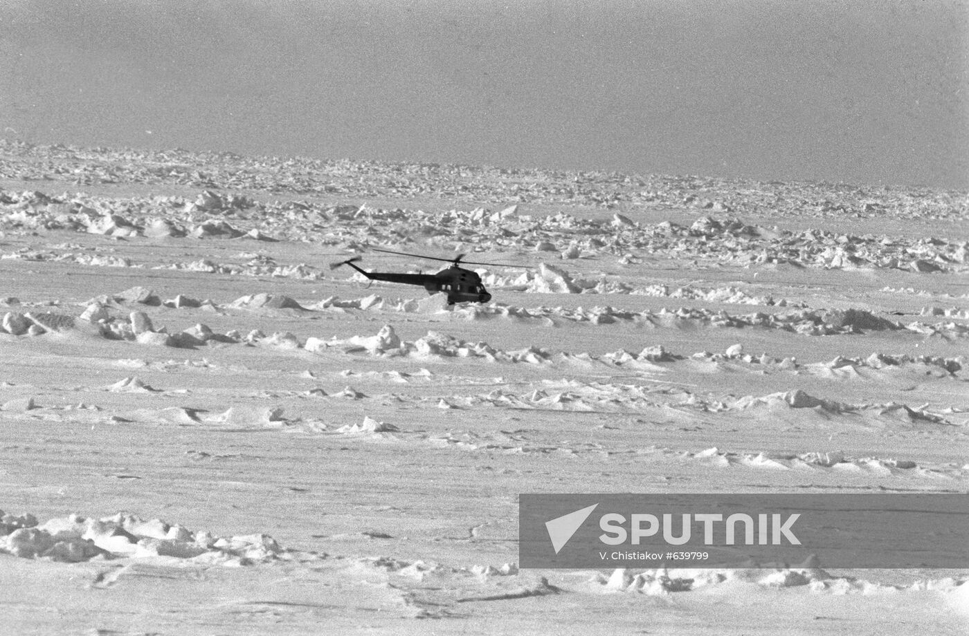Expedition on nuclear ship "Sibir"