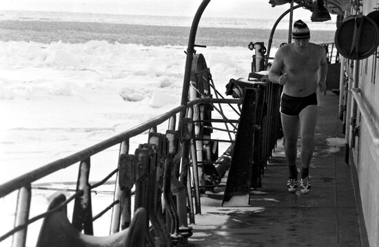 Crew member of nuclear ship "Sibir"