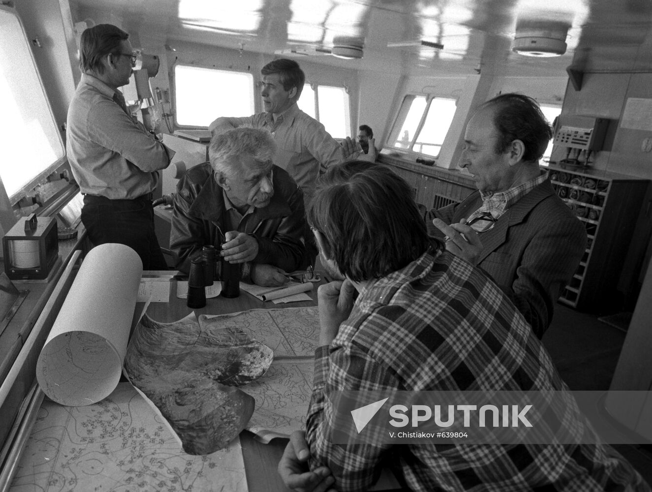 Members of expedition on nuclear ship "Sibir"