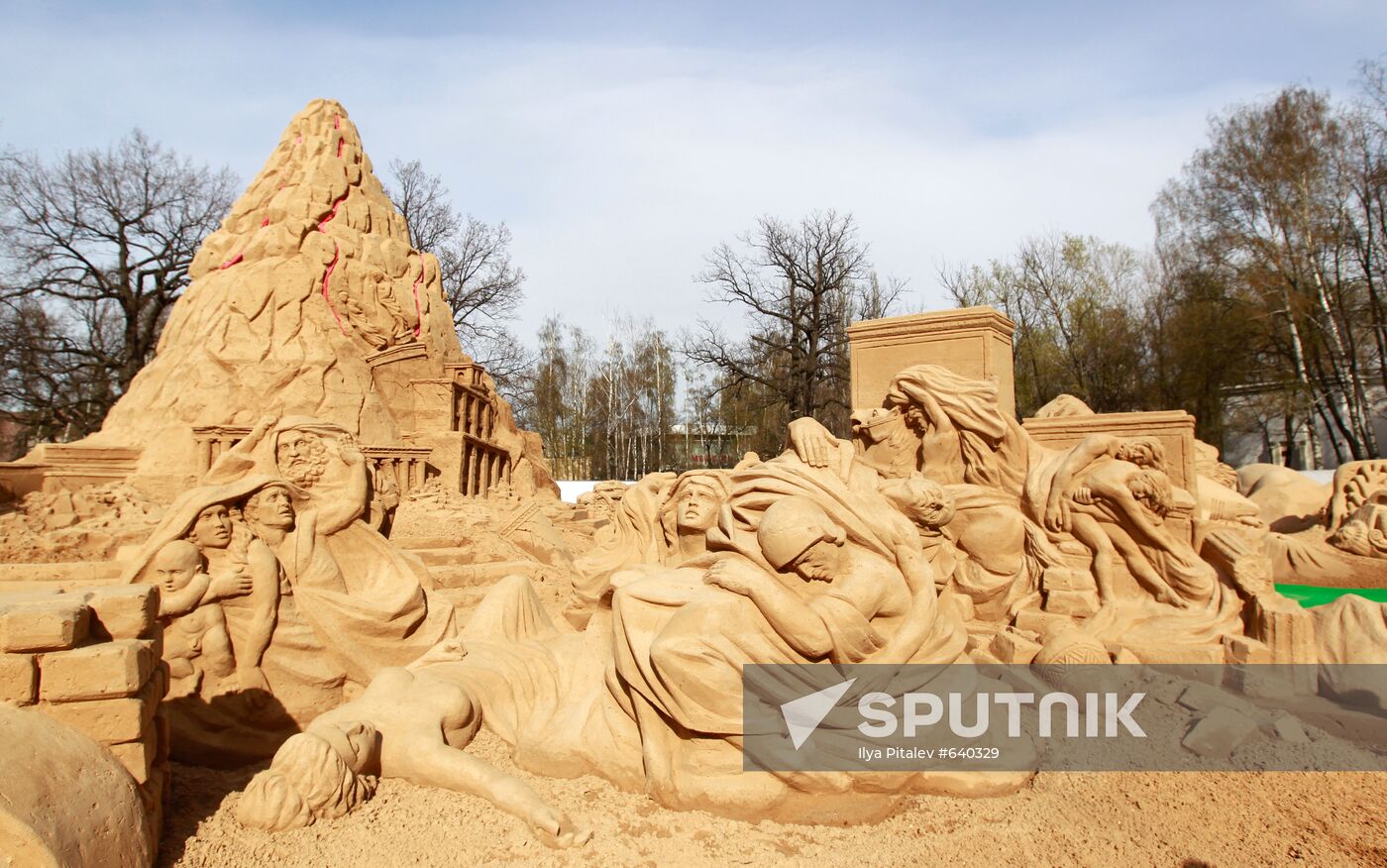 Opening of 9th Sand Sculptures International Festival