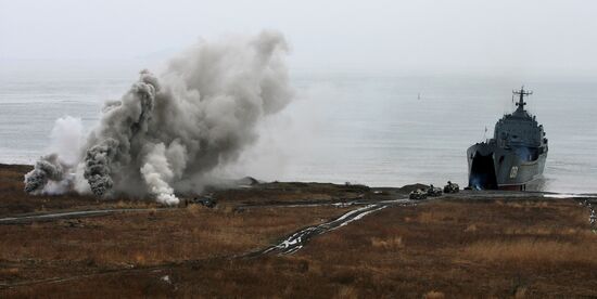 Marines exercising