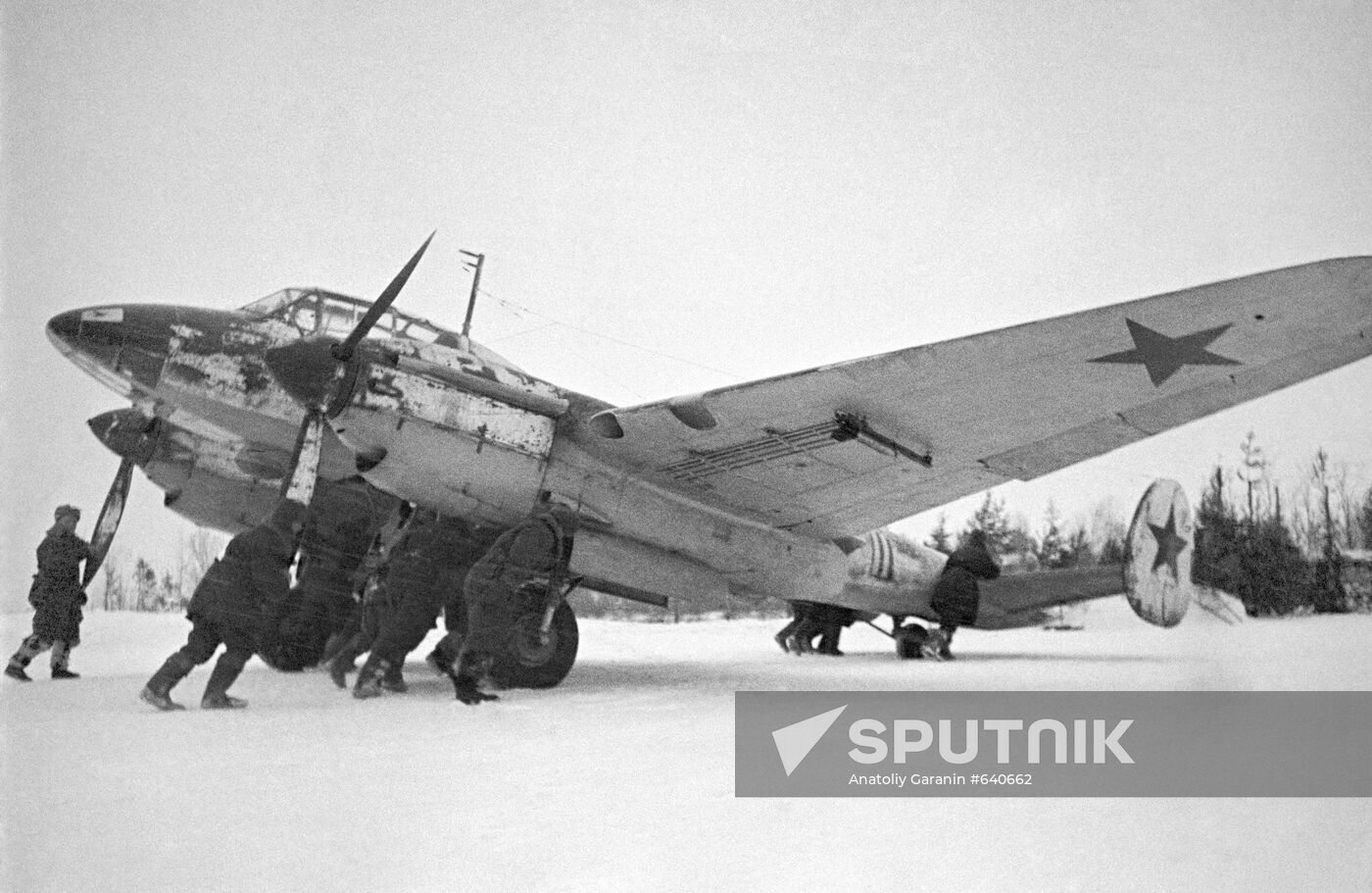 Long-range aviation