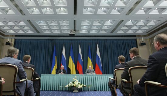 News conference of Vladimir Putin and Nikolai Azarov