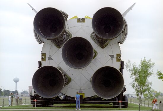 Apollo-Saturn