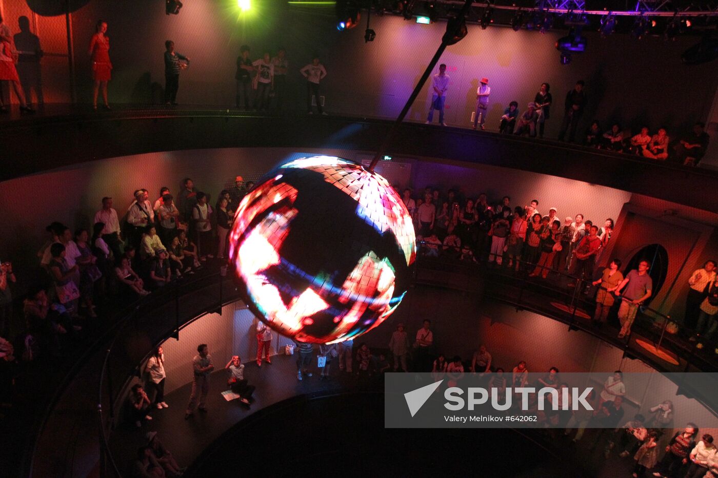 Visitors view items at Germany Pavilion at World Expo 2010