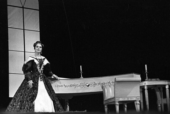 Actress Elina Bystritskaya