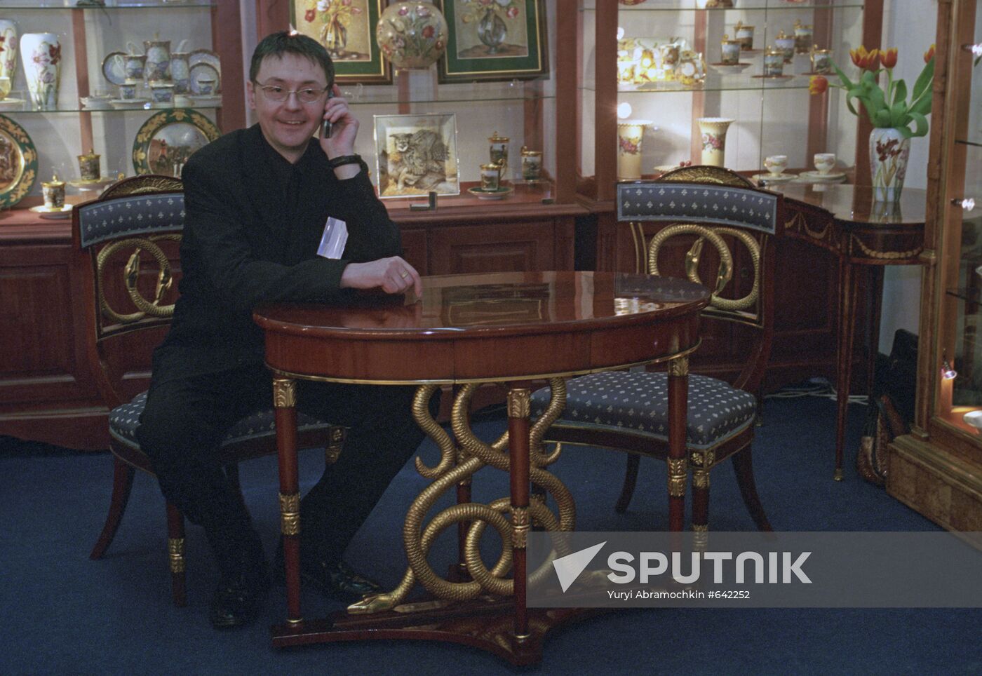 XIV Russia's Antiquarian Salon