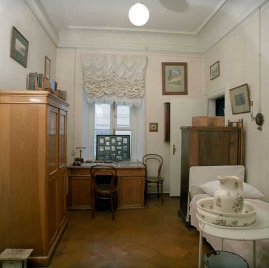 Bedroom of Kliment Timiryazev's son