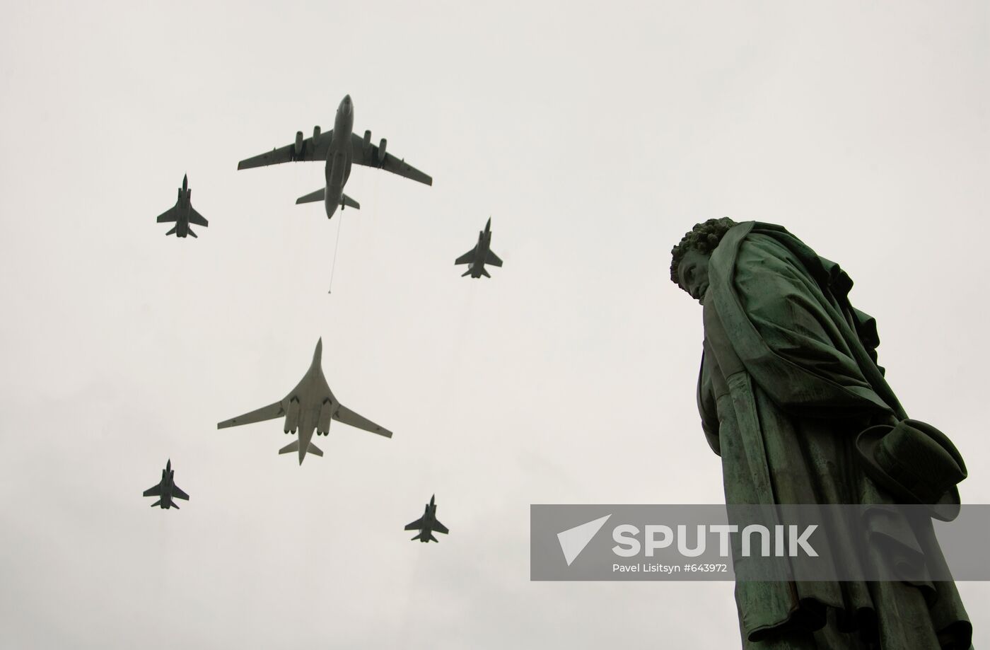 Il-78, TU-160 and MiG-31